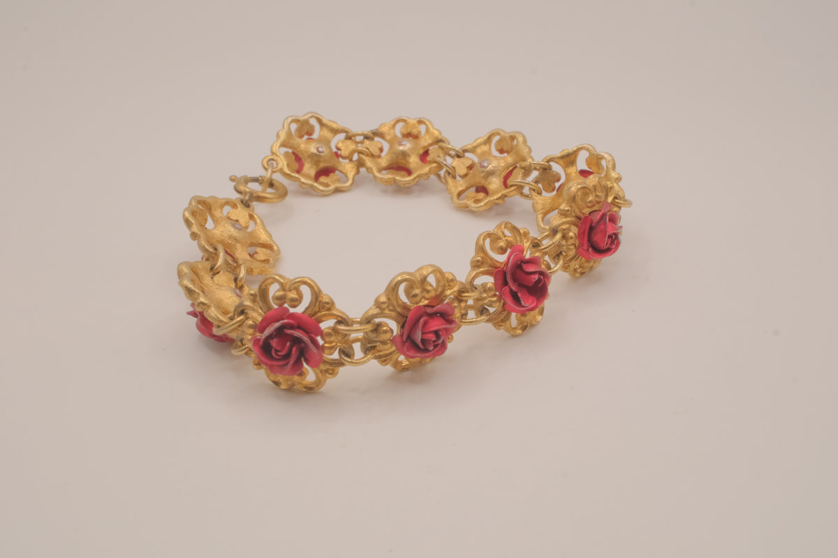 Vintage gold tone roses link bracelet