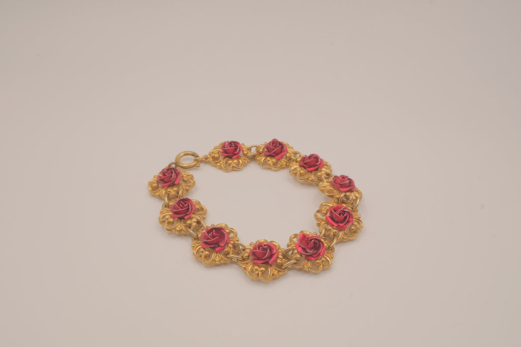 Vintage gold tone roses link bracelet