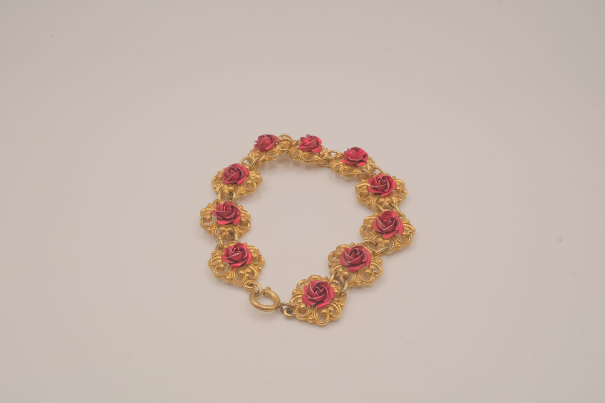 Vintage gold tone roses link bracelet