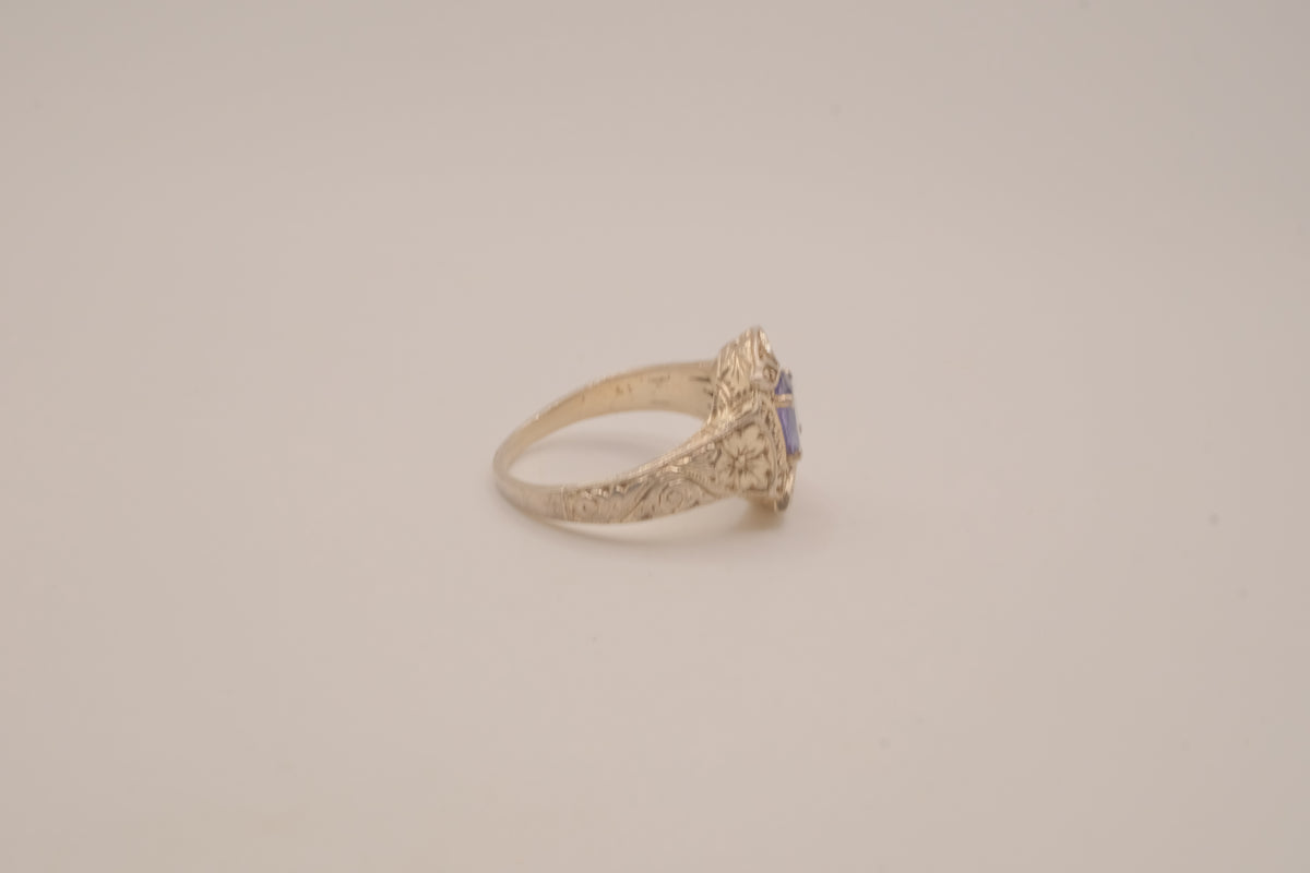 Vintage Sterling silver Tanzanite filigree ring