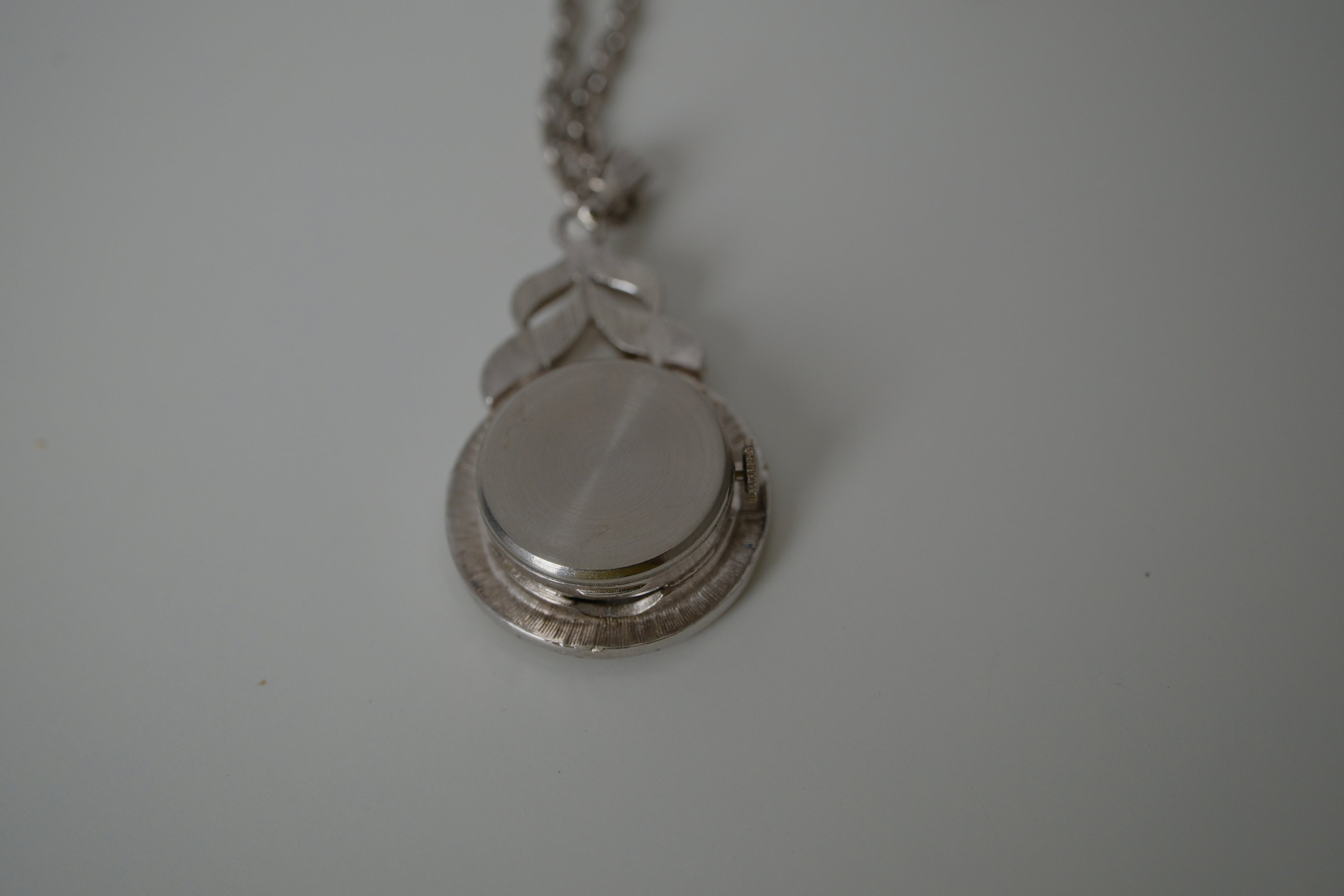 Vintage Decency Deluxe pendant watch