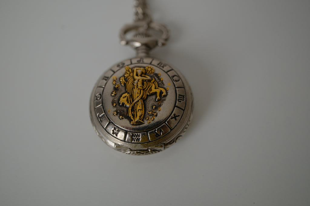 Vintage La Brea Zodiac sign pocket pendant watch&nbsp;