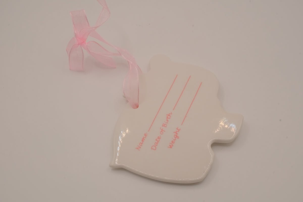 Vintage Avon white ceramic polar bear ornament&nbsp;