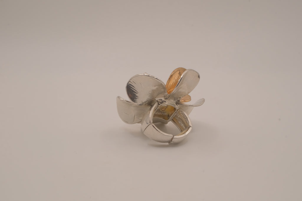 Two-tone floral statement ring
