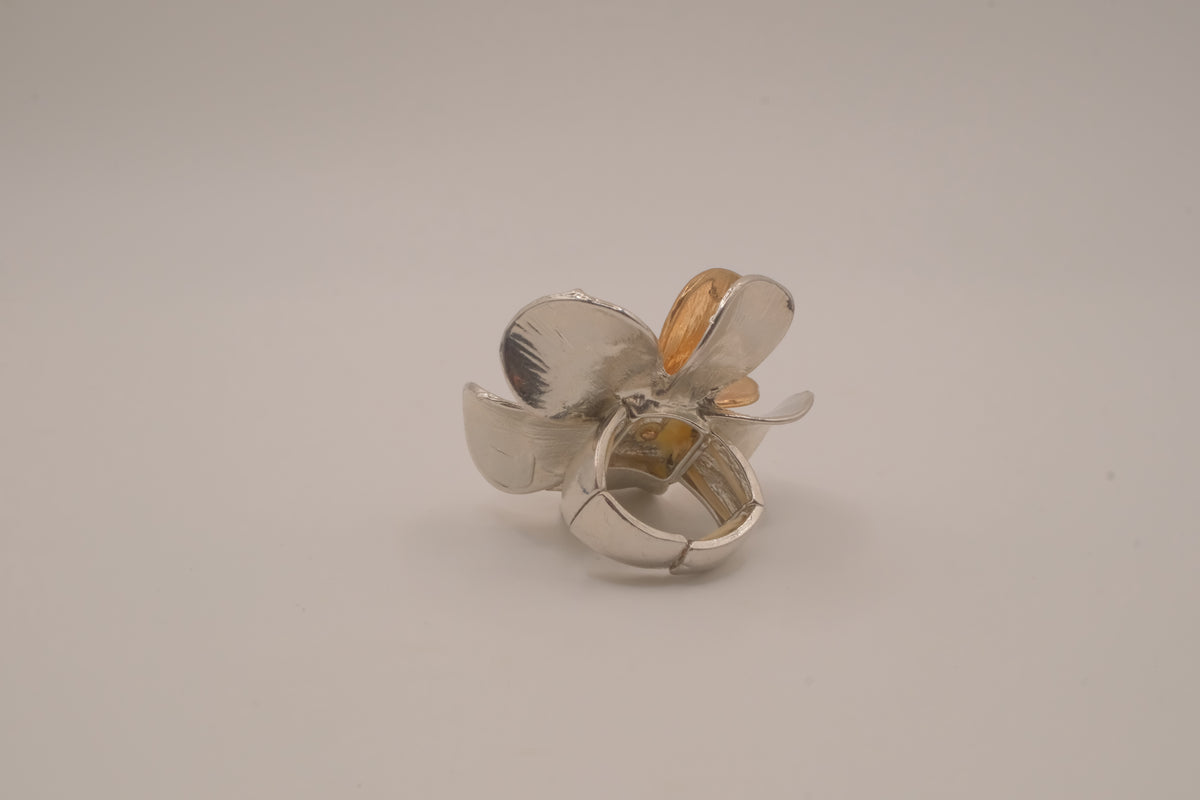 Two-tone floral statement ring