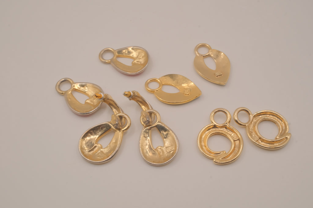 Vintage Weekenders 1980s interchangeable earring wardrobe set