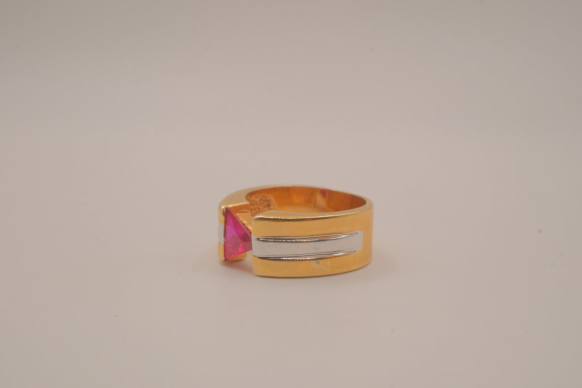 Two-tone gold bypass band&nbsp;
