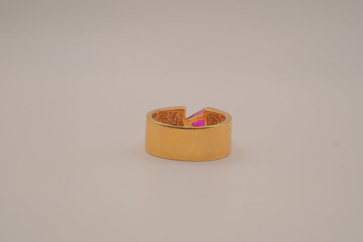 Two-tone gold bypass band&nbsp;