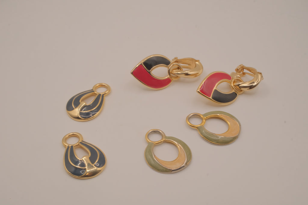 Vintage Weekenders 1980s interchangeable door-knocker clip-on earring set