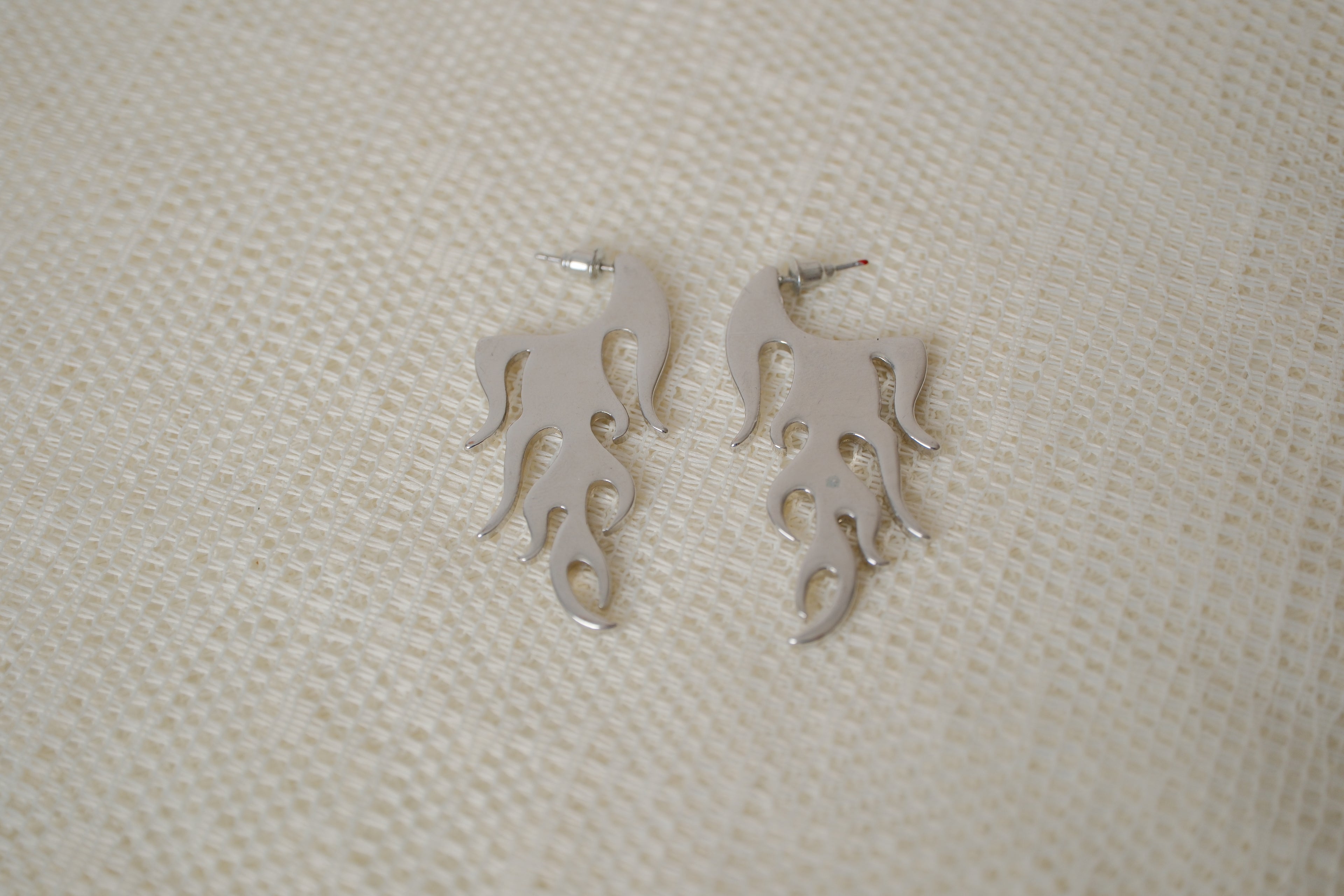 Flame dangle drop earrings