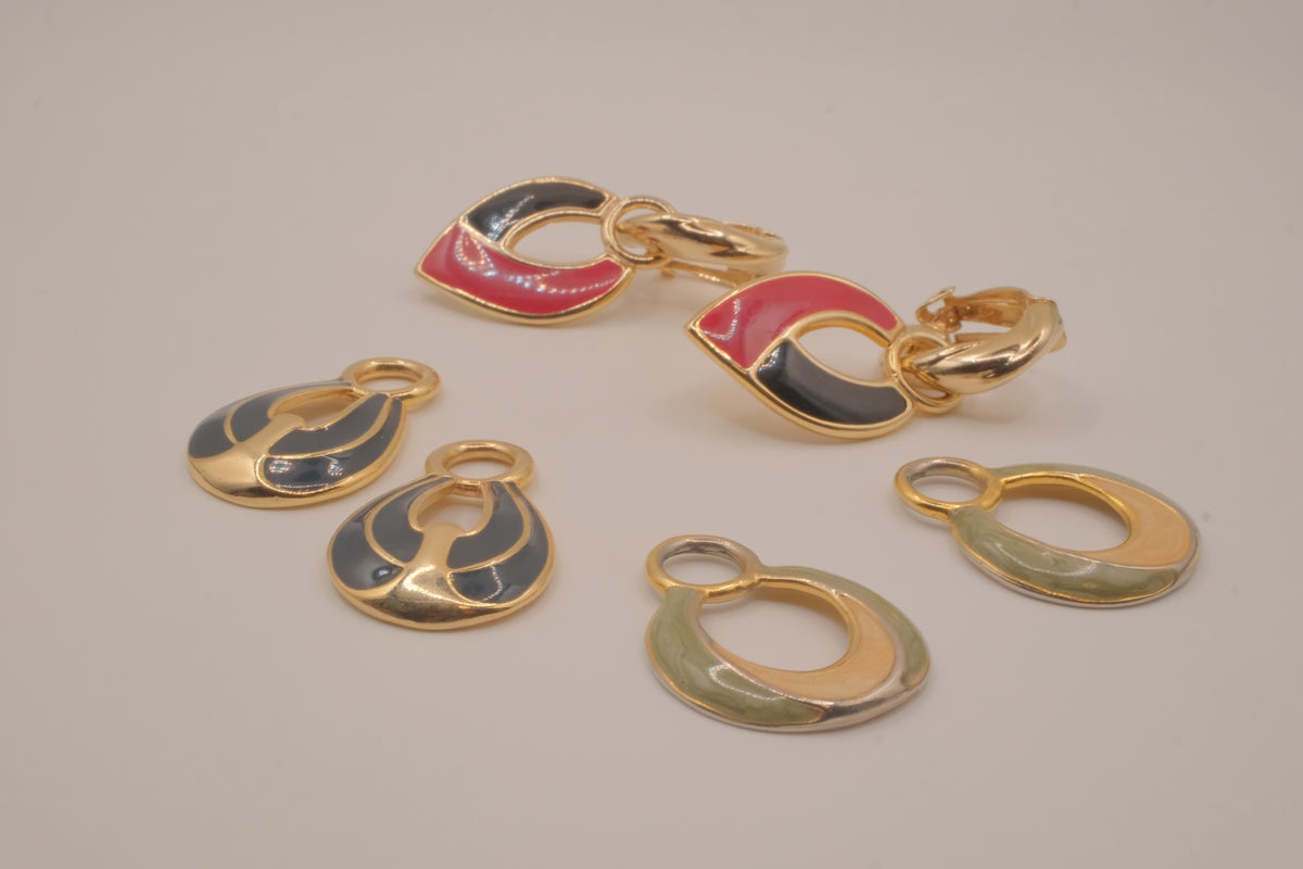 Vintage Weekenders 1980s interchangeable door-knocker clip-on earring set