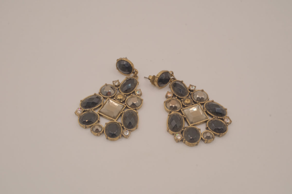 Vintage Avon "Faceted Jet Drop" chandelier earrings