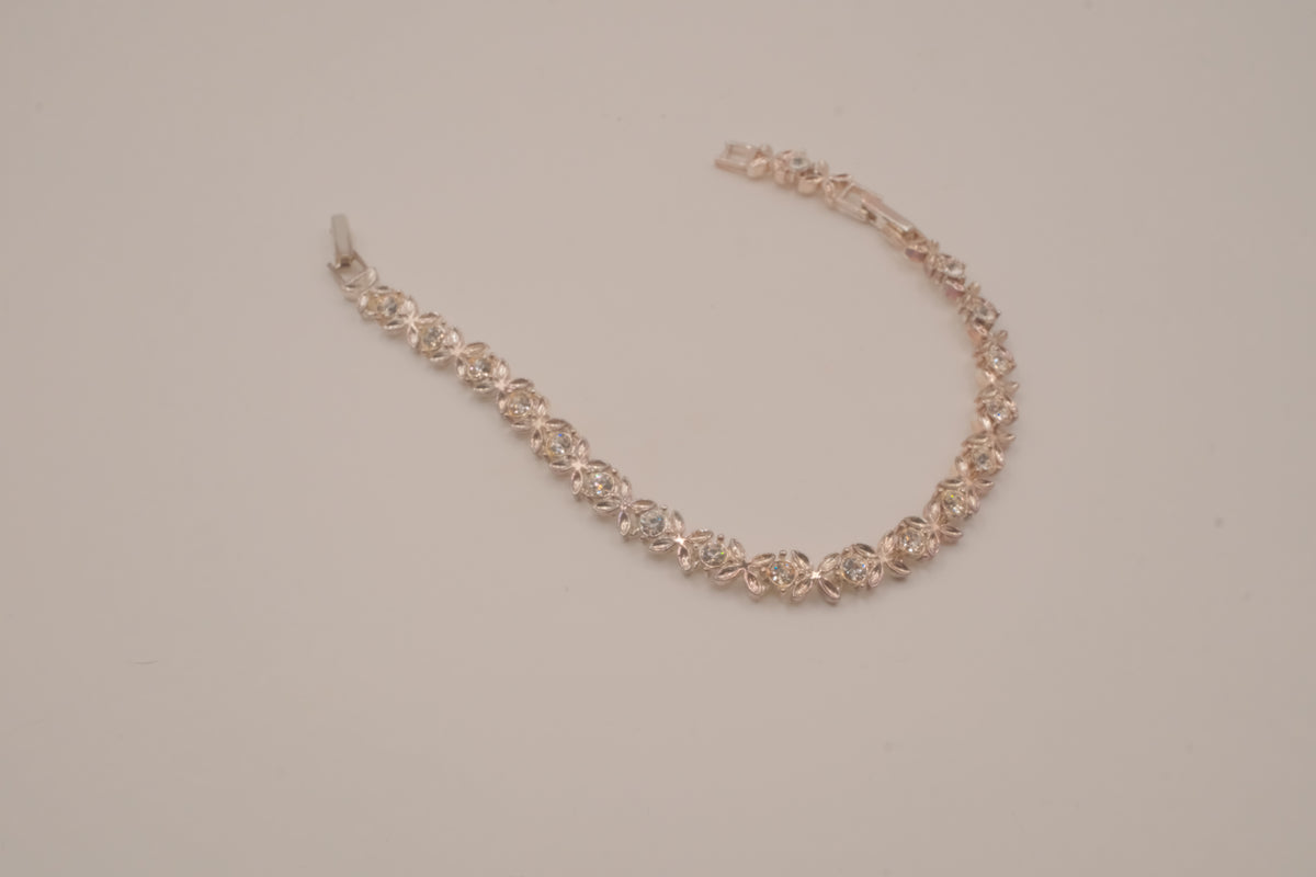 Vintage Avon Silver tone tennis bracelet