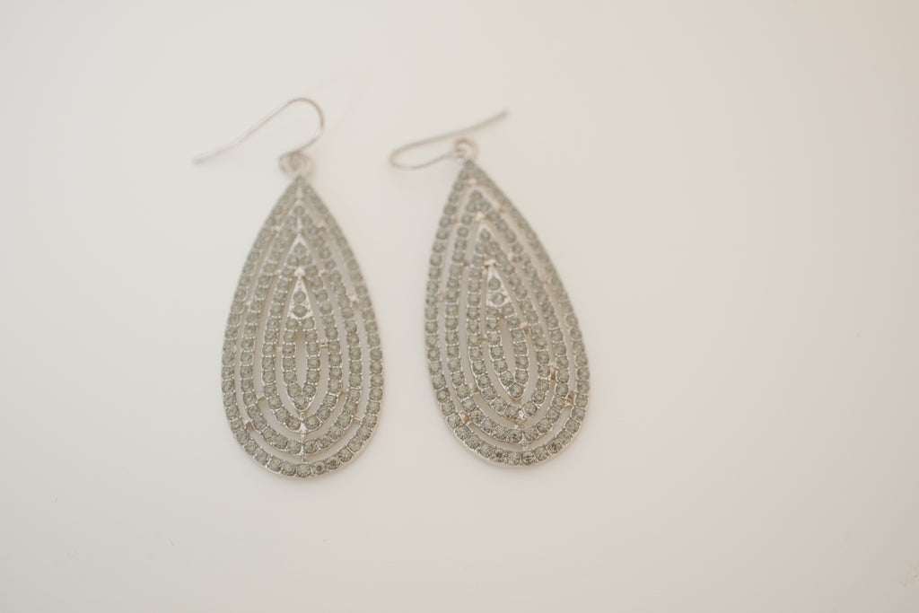 Statement multilayered teardrop dangle earring