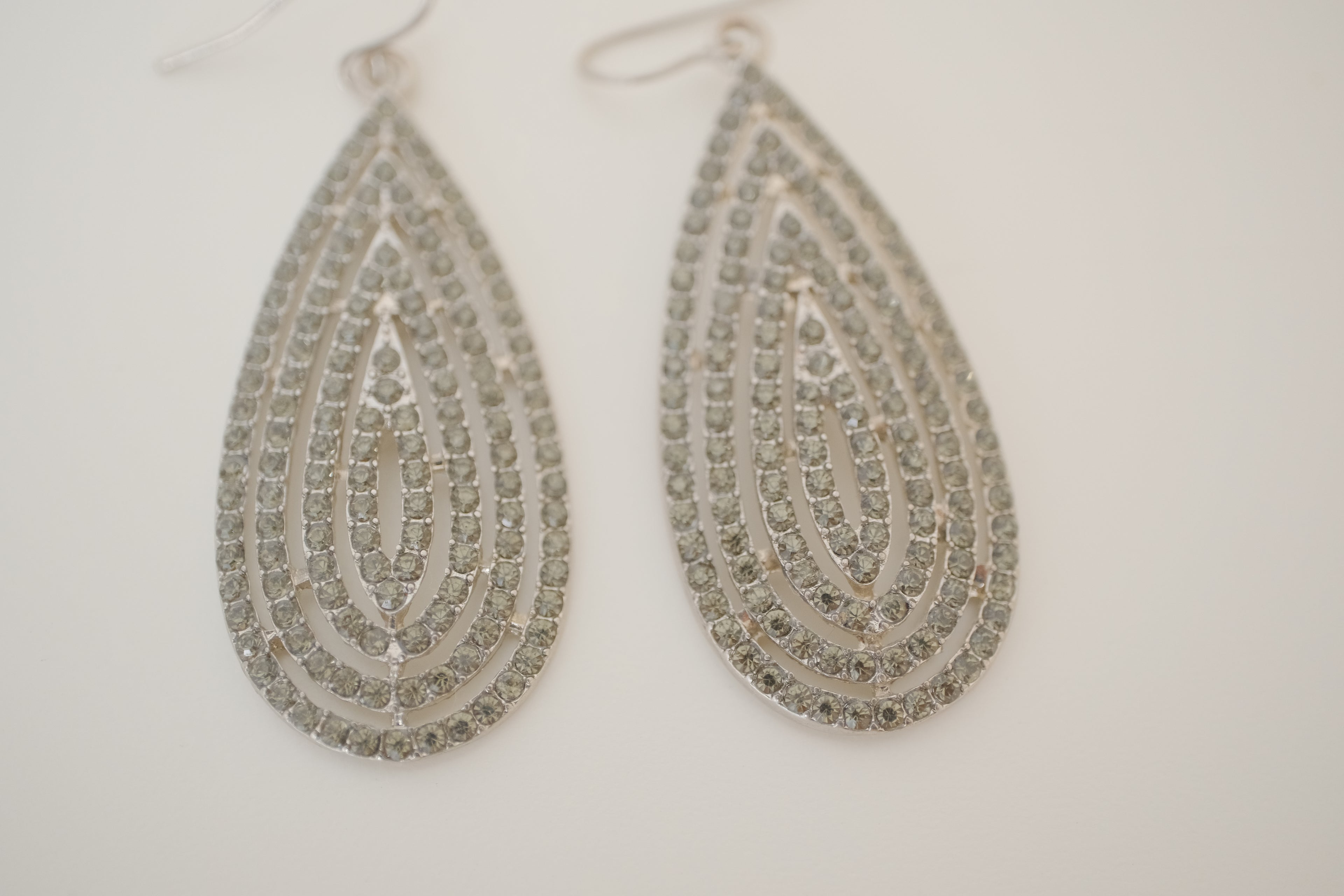 Statement multilayered teardrop dangle earring