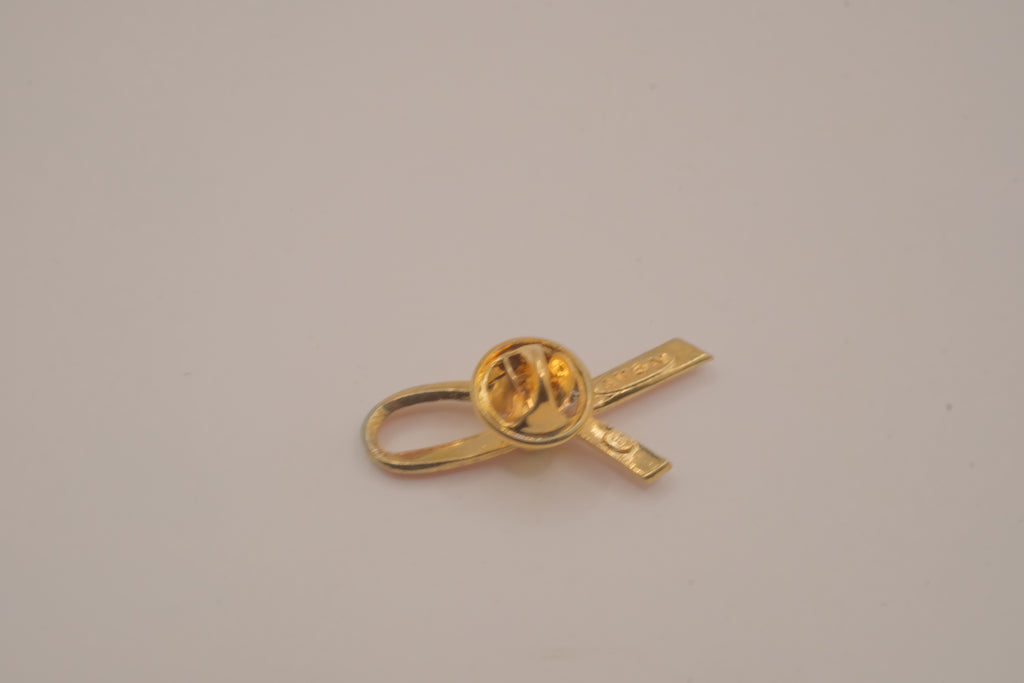 Vintage Avon gold-tone lapel pin