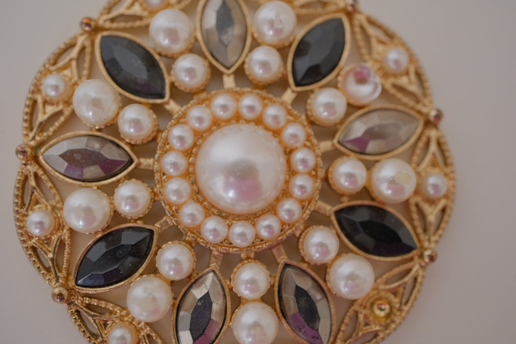 Vintage circular filigree pendant&nbsp;
