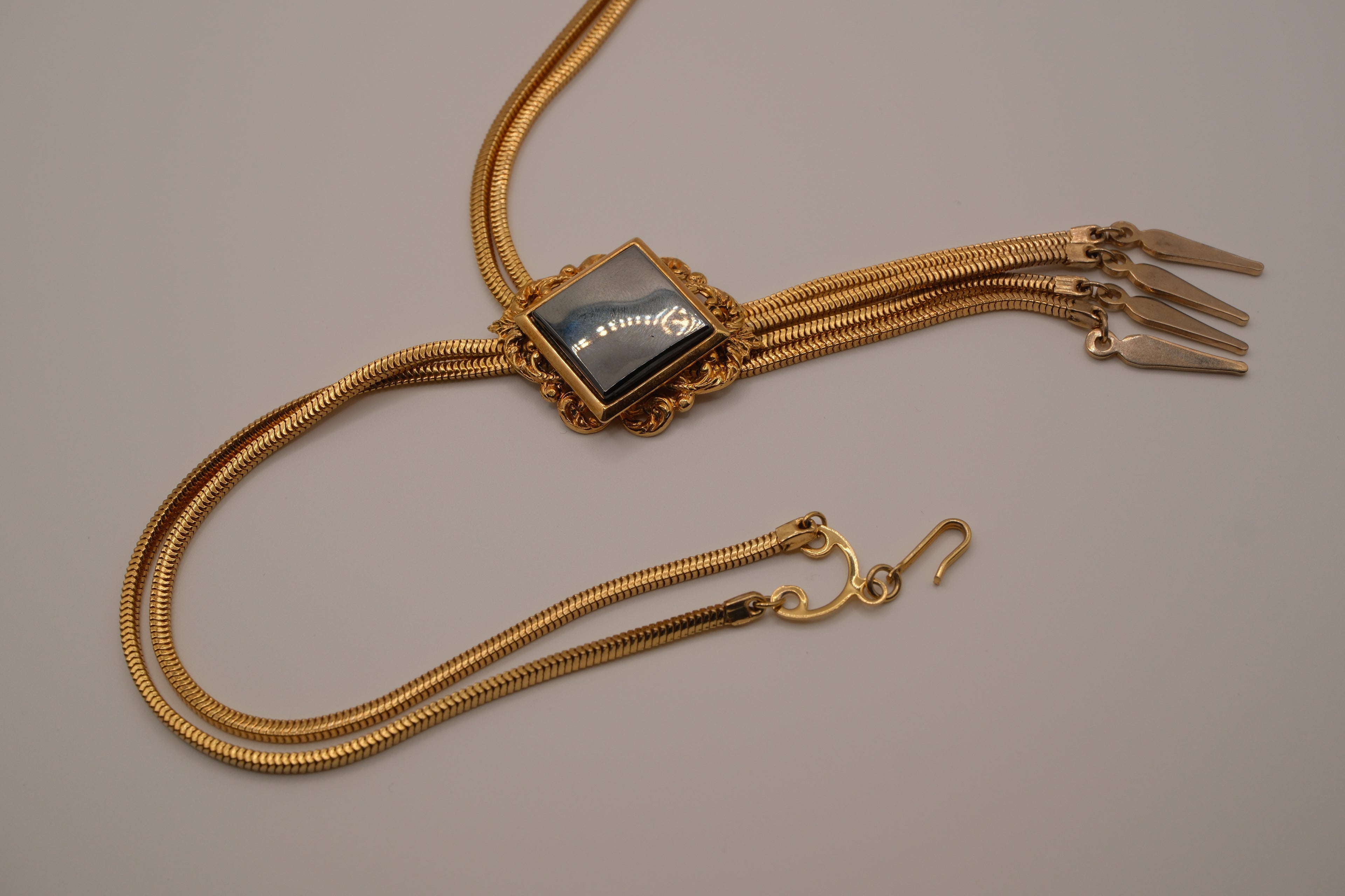 Vintage Art Deco Hematite Multi-Chain Gold-Tone Mesh Necklace