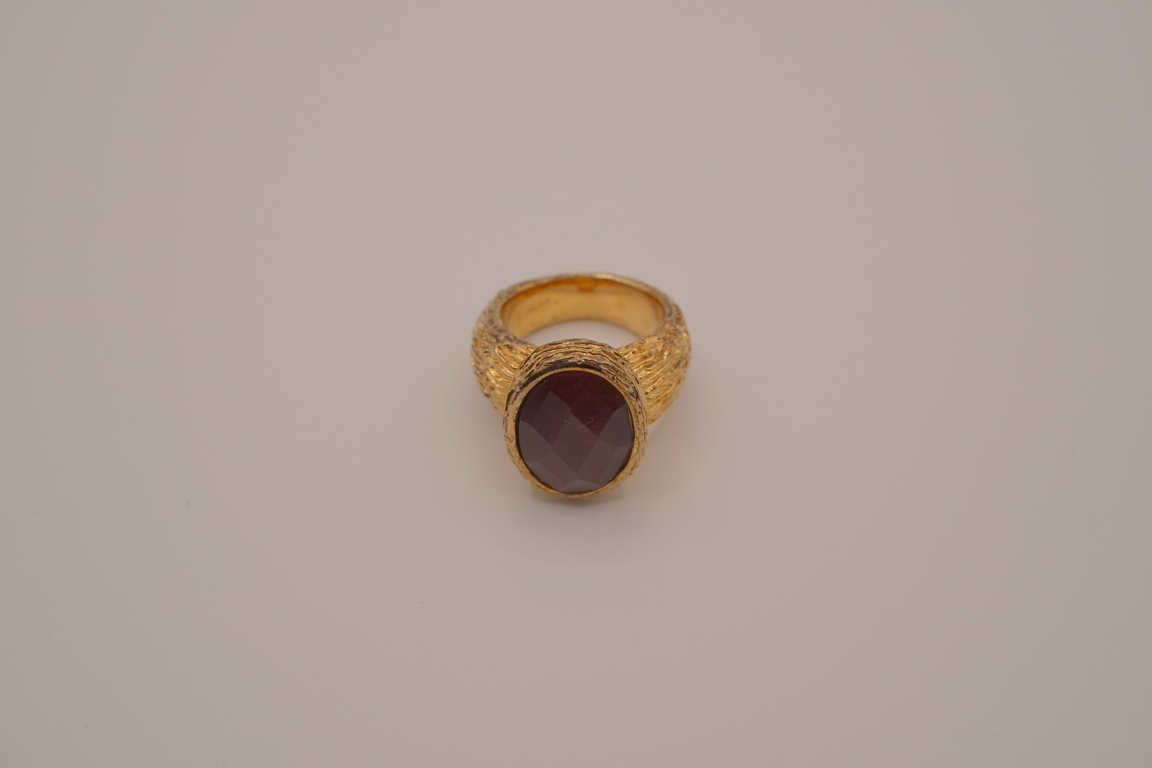 Vintage Oval-cut burgundy gemstone statement ring