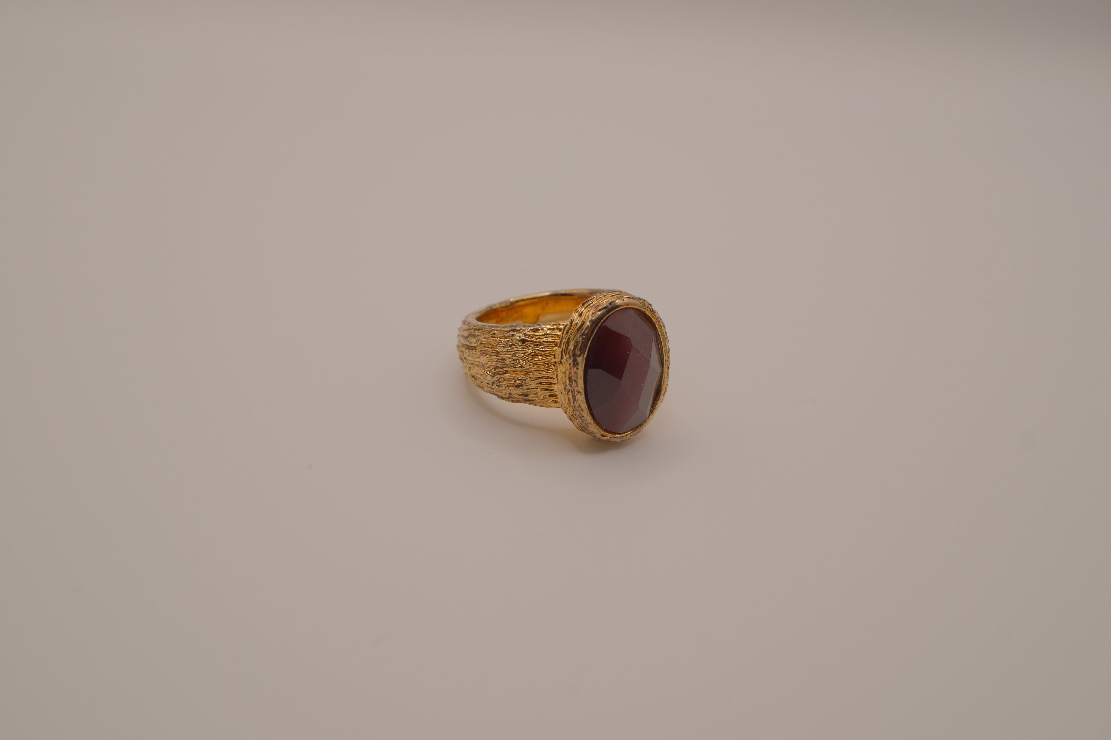 Vintage Oval-cut burgundy gemstone statement ring