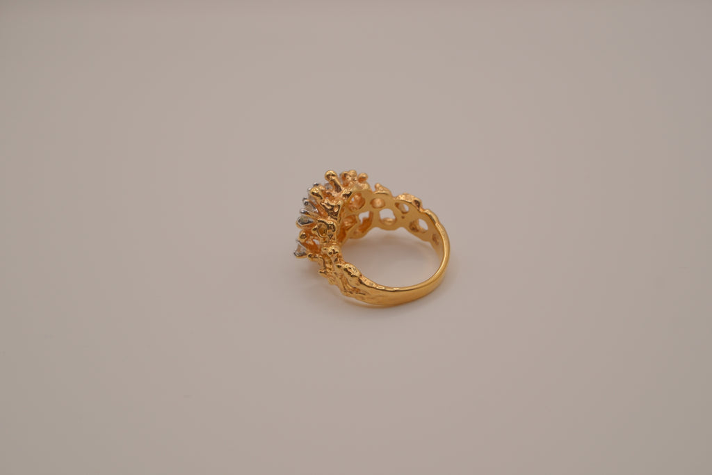 Vintage gold cluster cocktail ring