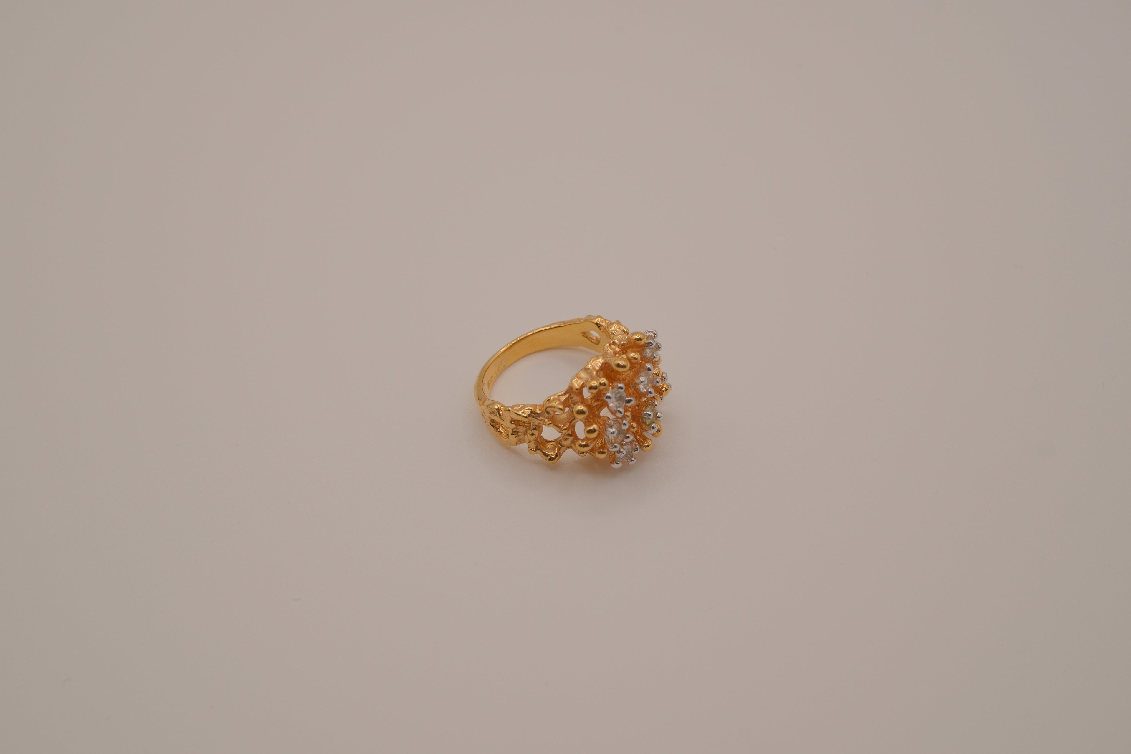 Vintage gold cluster cocktail ring