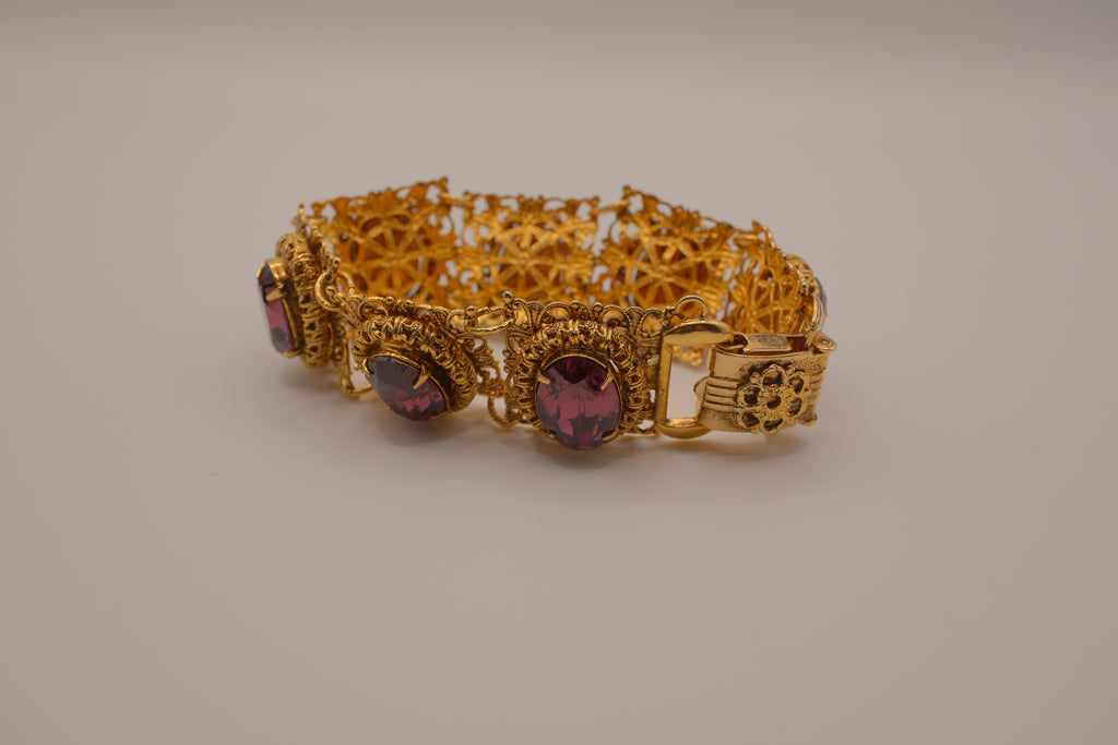 Vintage 1950s gold-tone Oval cut Purple stone panel bracelet