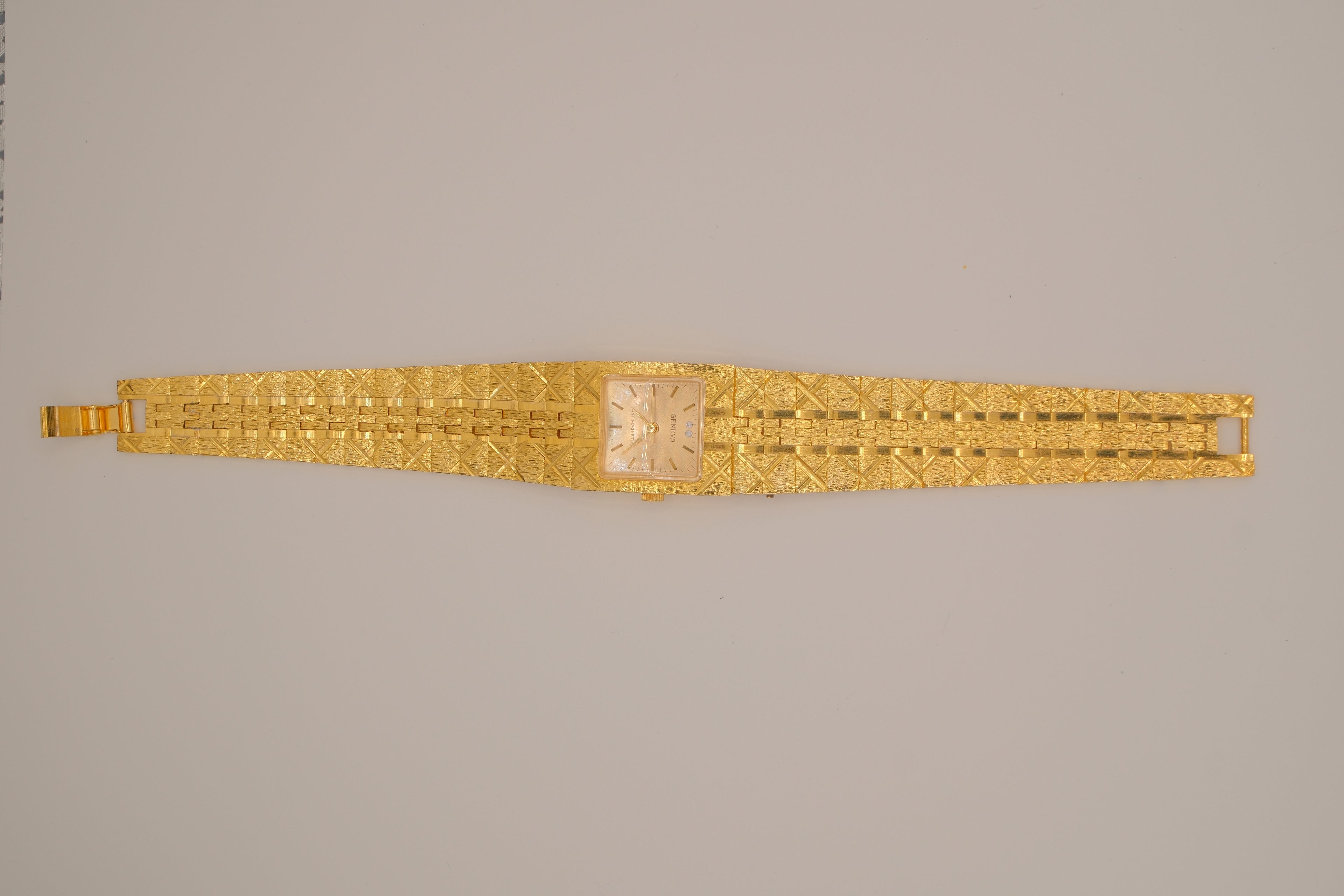 Vintage Geneva dress watch