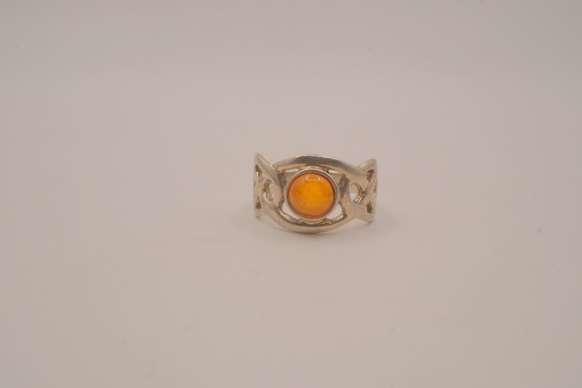 Vintage Sterling silver Amber celtic knot ring