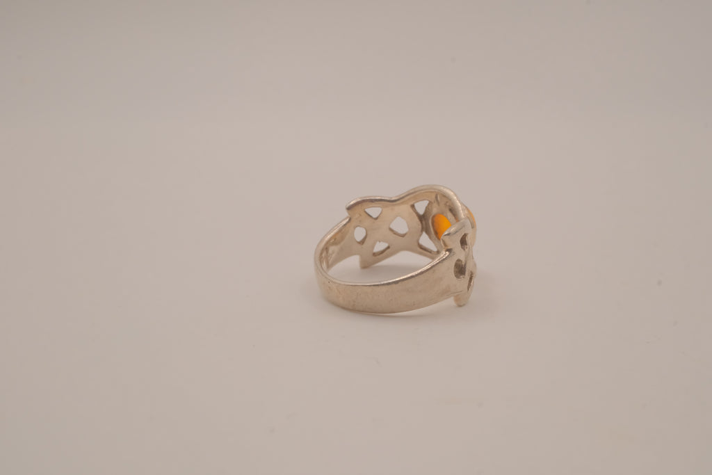 Vintage Sterling silver Amber celtic knot ring