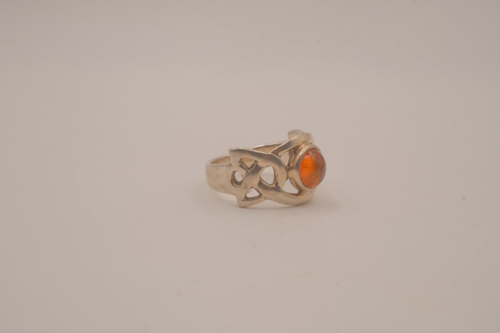 Vintage Sterling silver Amber celtic knot ring