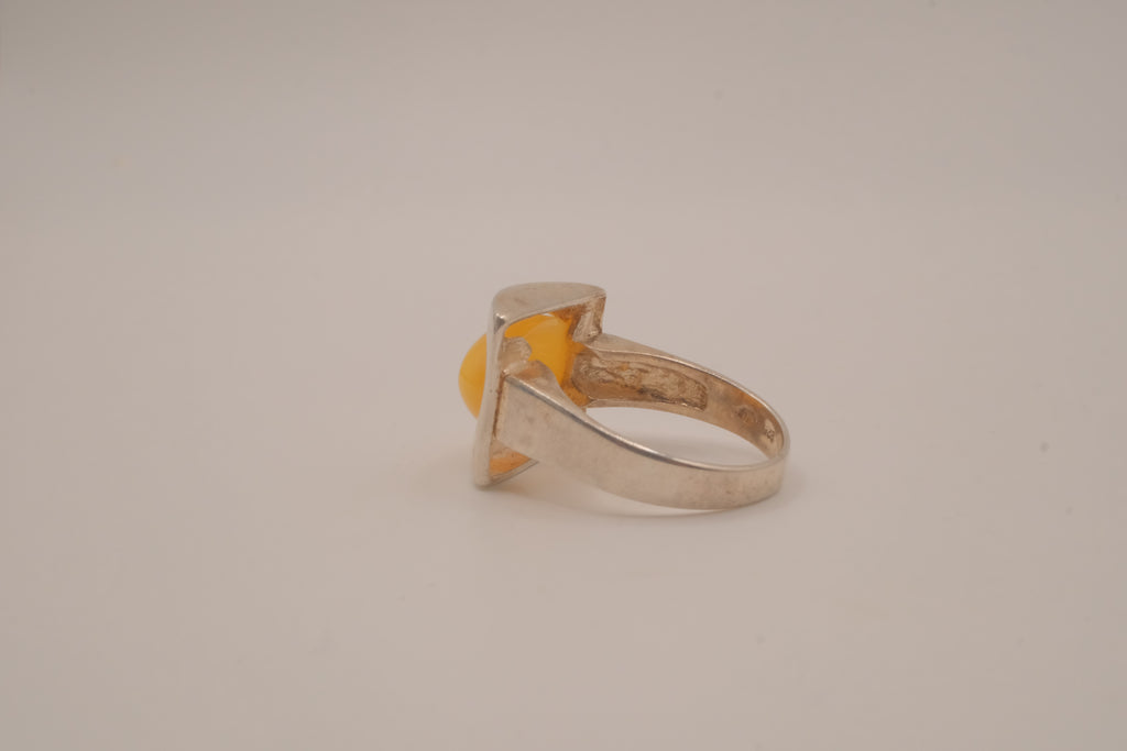 Vintage modernist sterling silver Amber ring