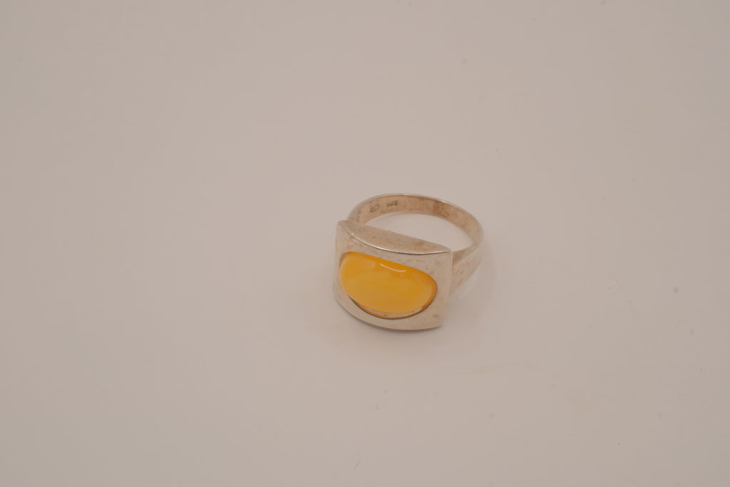 Vintage modernist sterling silver Amber ring