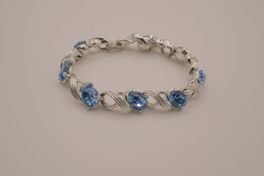Vintage Lisner silver-tone link bracelet&nbsp;