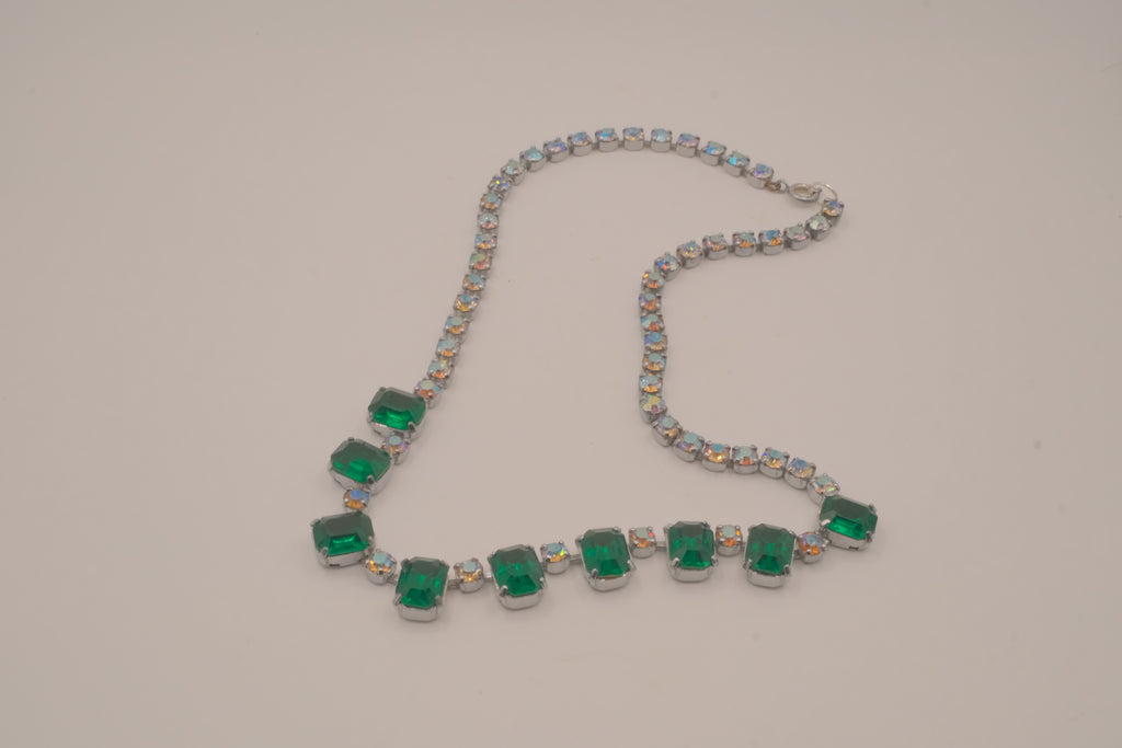 Vintage emerald rhinestone choker necklace