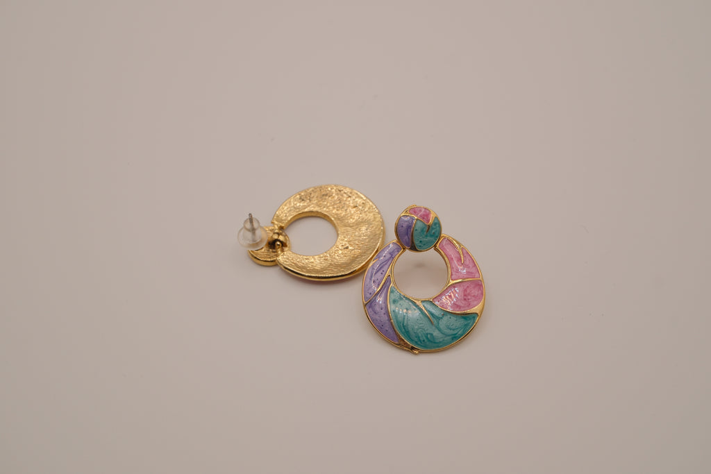 Vintage gold-tone enamel door-knocker earrings