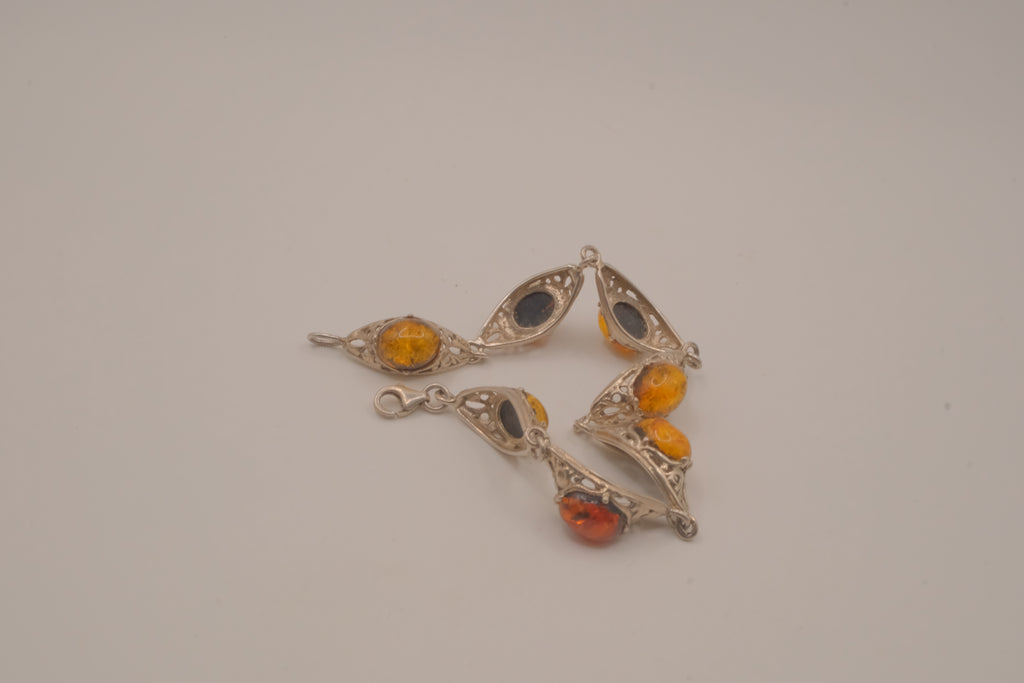 Vintage Sterling silver Baltic amber link bracelet