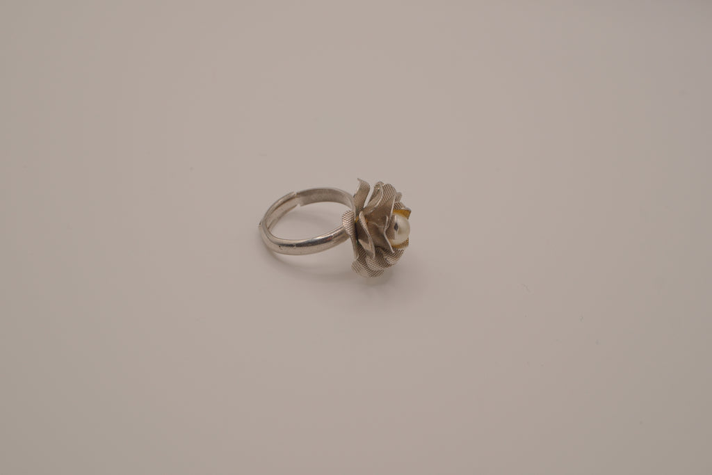 Holly Hill Rose Design Ring