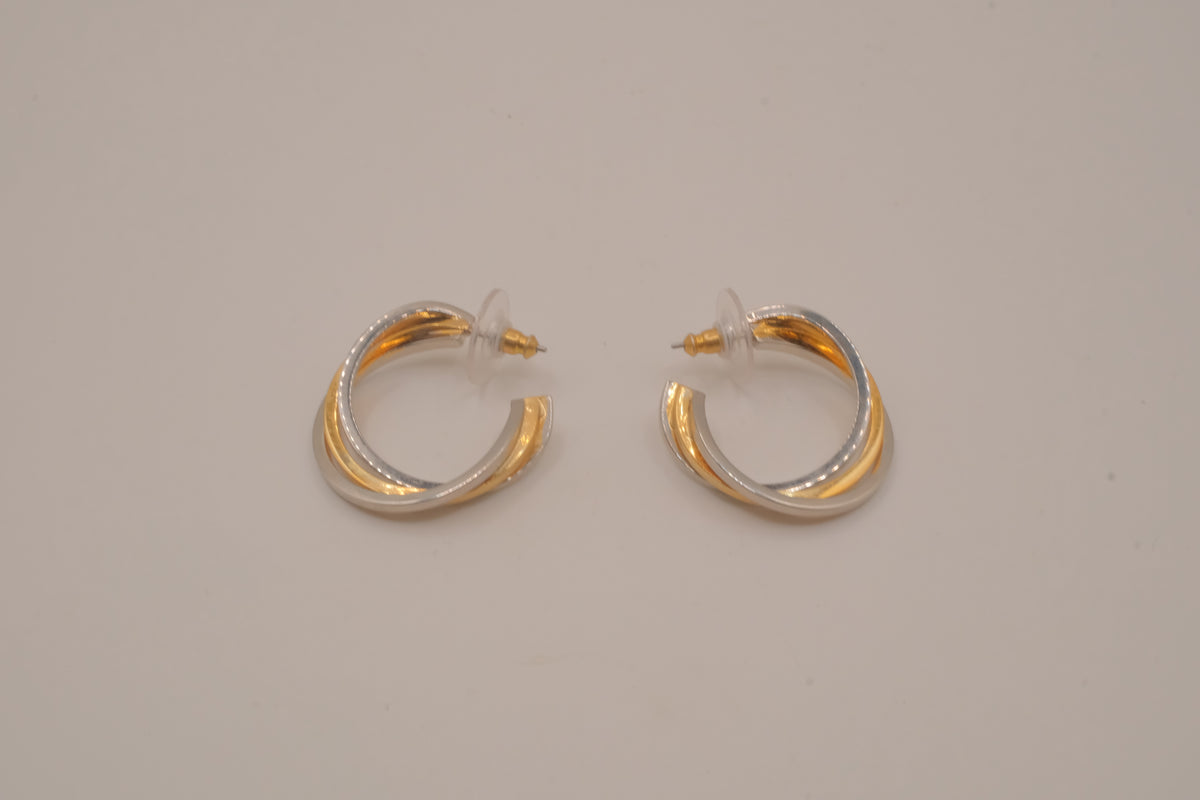 Two-tone twisted hoop earring