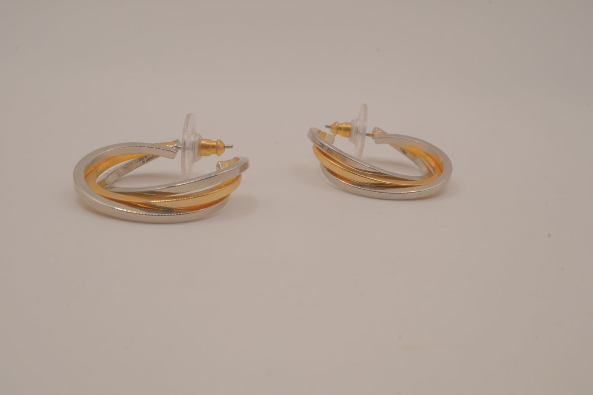 Two-tone twisted hoop earring