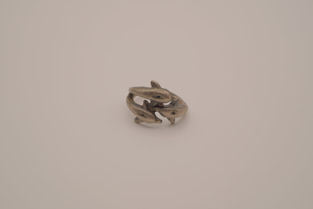 Vintage triple dolphin ring