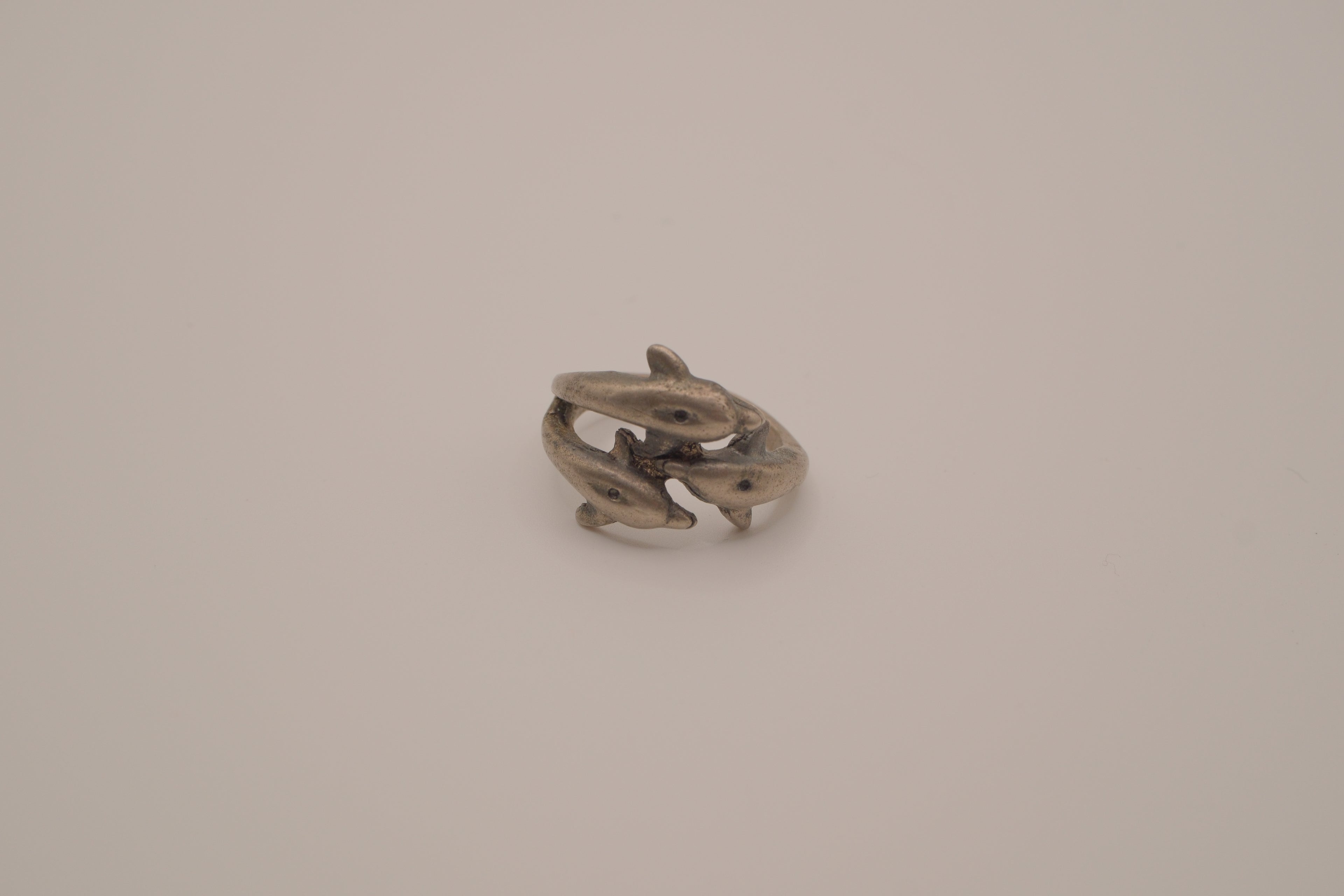 Vintage triple dolphin ring