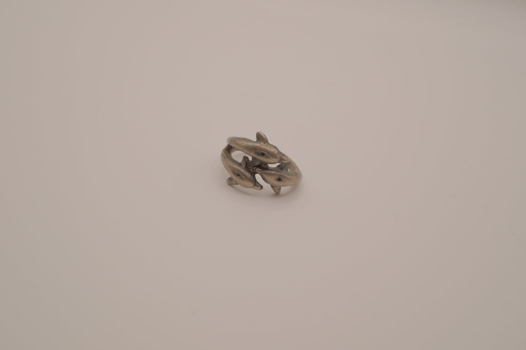 Vintage triple dolphin ring