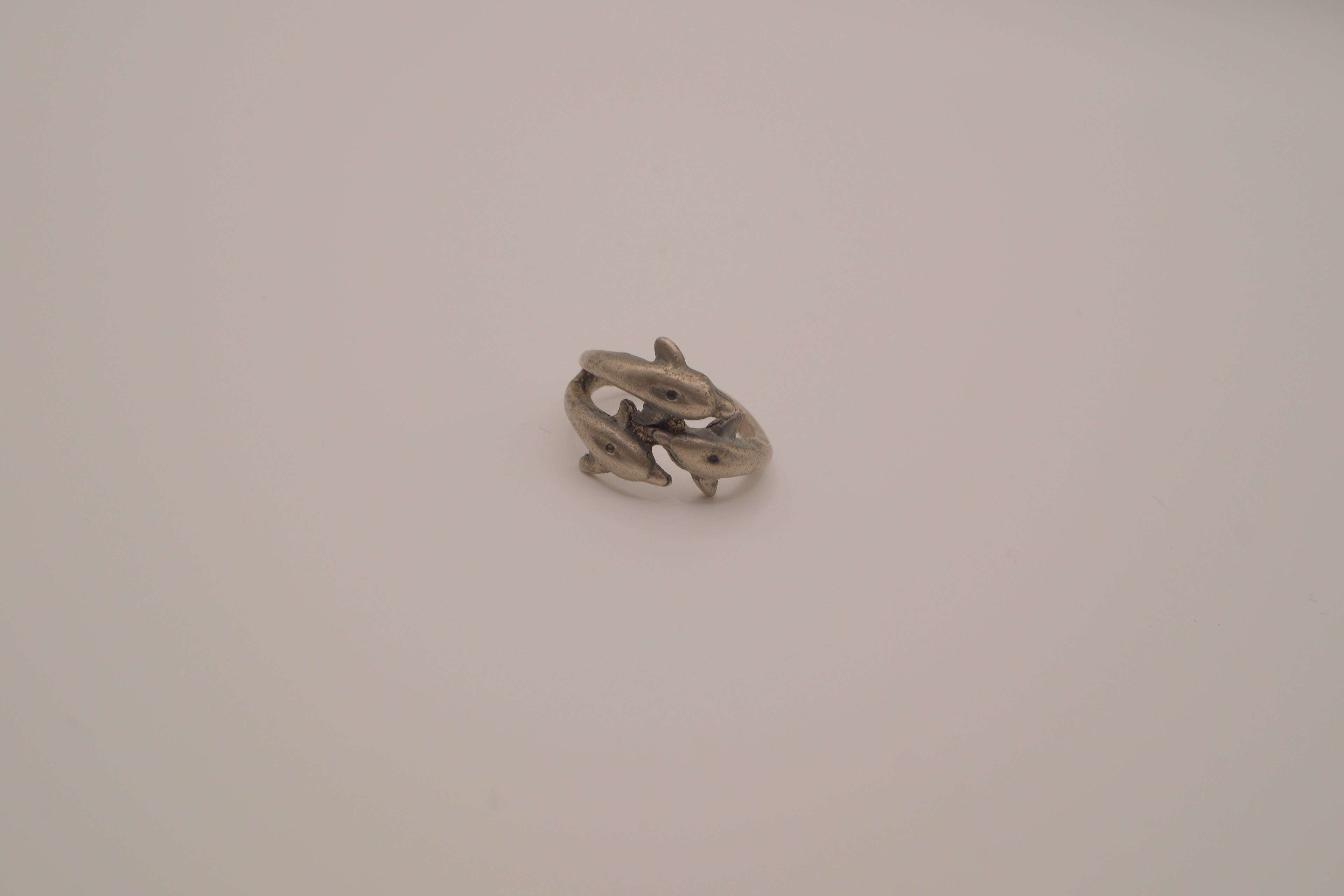 Vintage triple dolphin ring