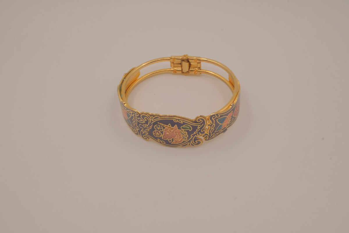Vintage cloisonné enamel unicorn hinge bangle bracelet