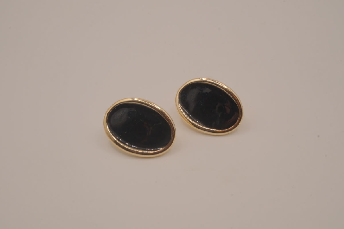 Vintage oval cabochon stud earrings