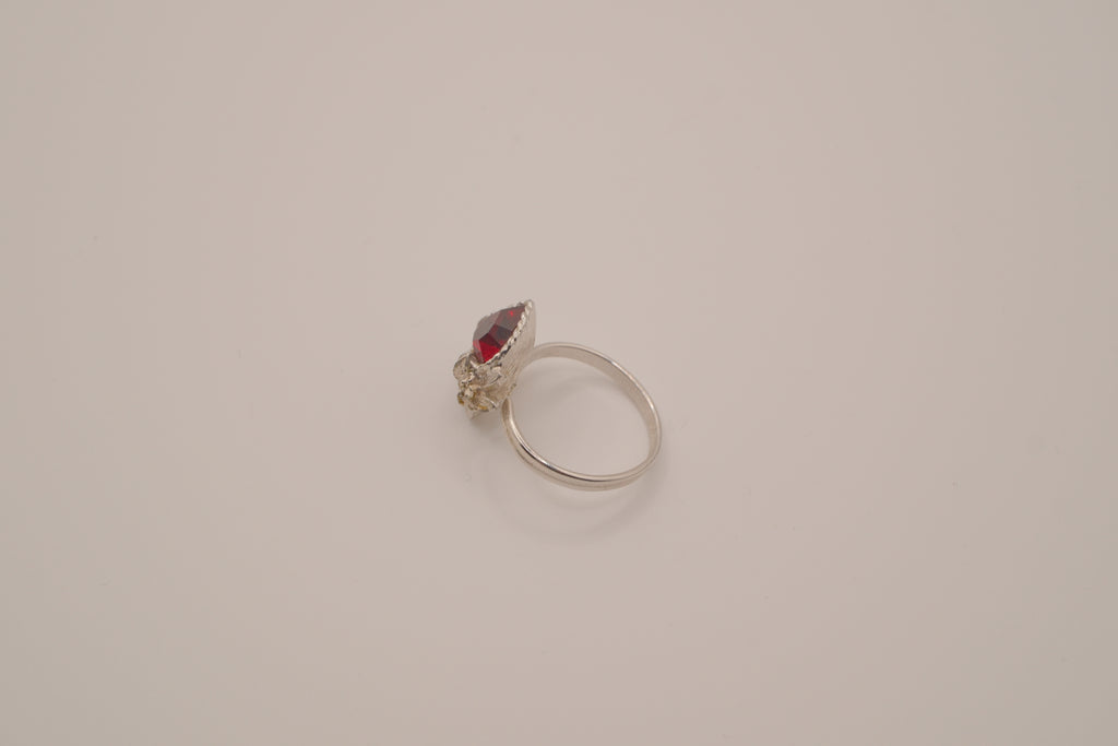Vintage Sarah Coventry "Love Story" ring