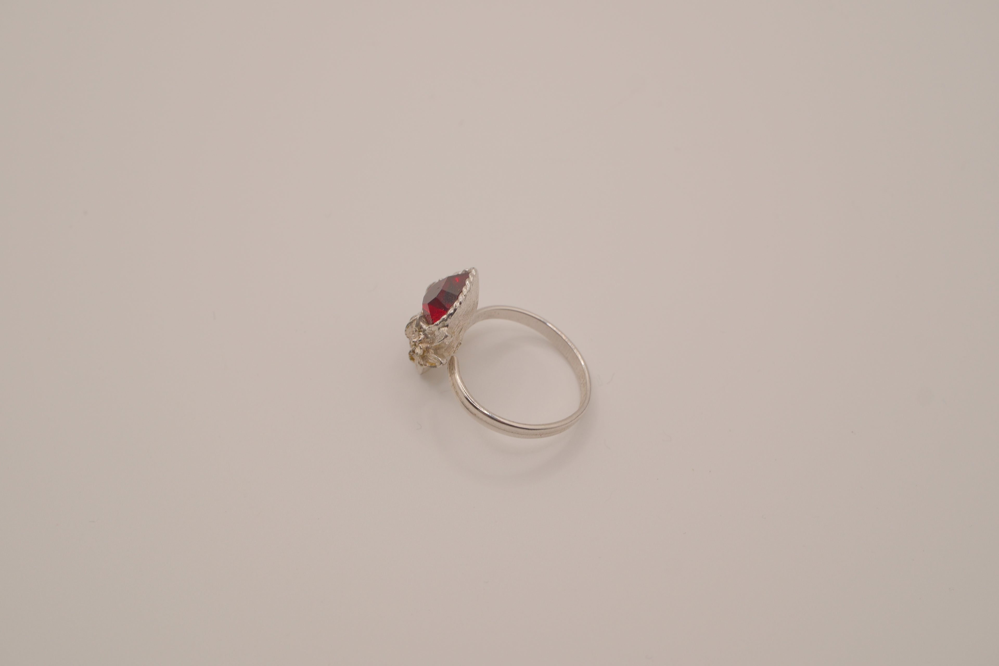 Vintage Sarah Coventry "Love Story" ring