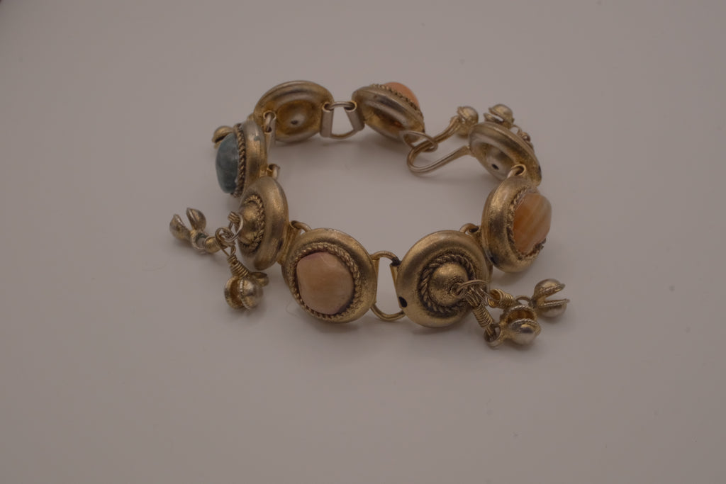 Vintage cabochon link bracelet