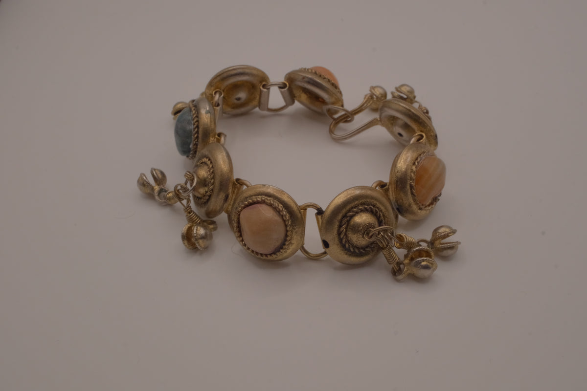 Vintage cabochon link bracelet